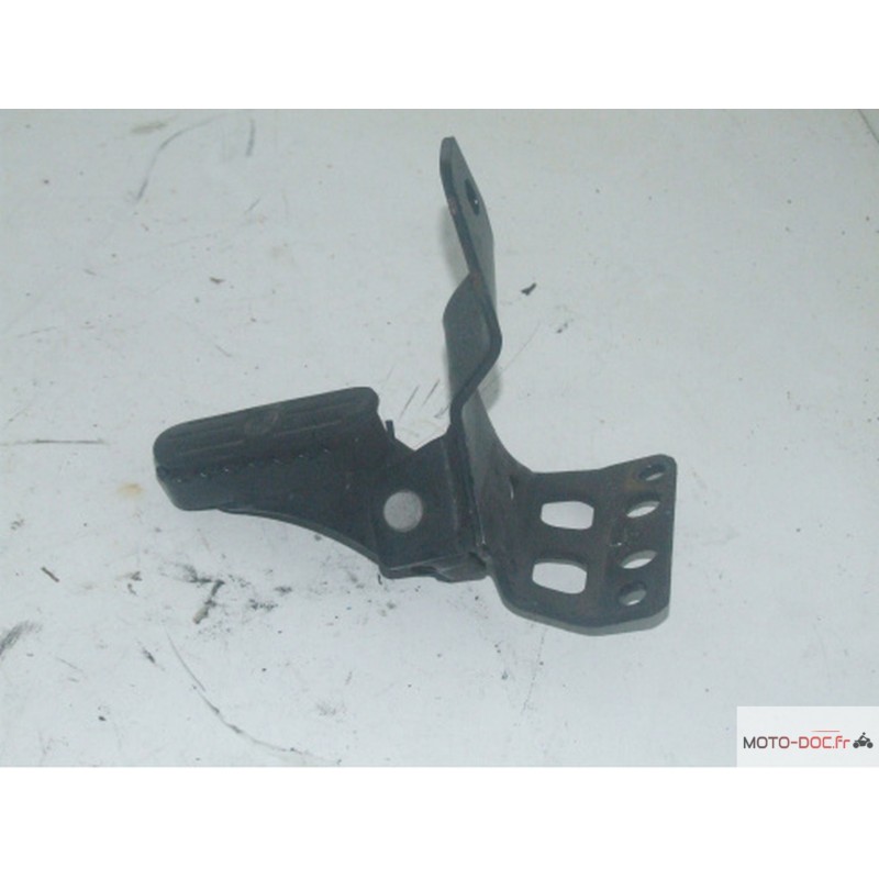 Platine repose-pied pilote droit BMW 650 F650GS