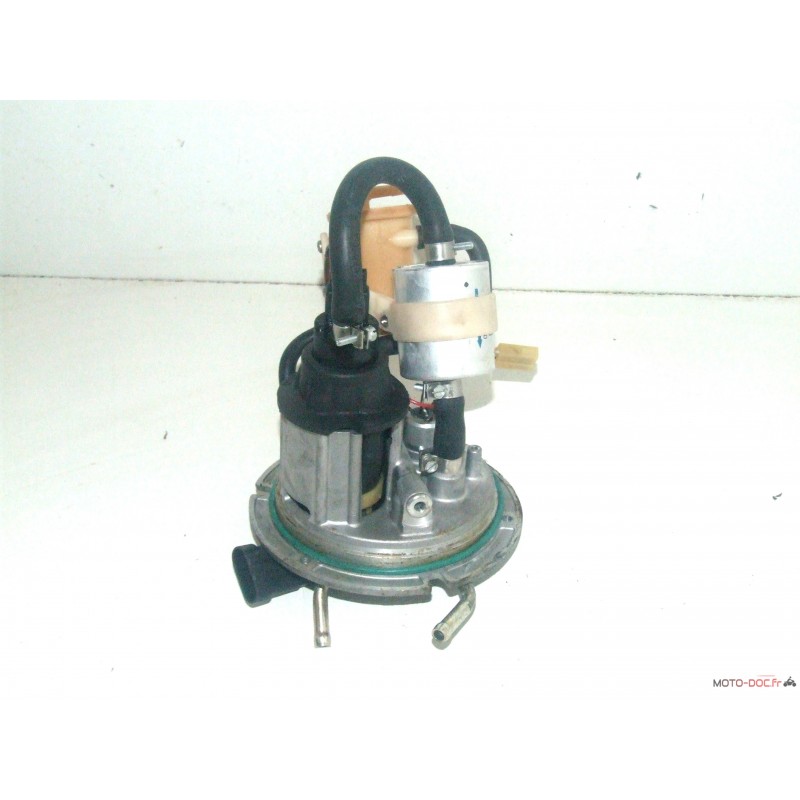 Pompe à essence DUCATI ST2