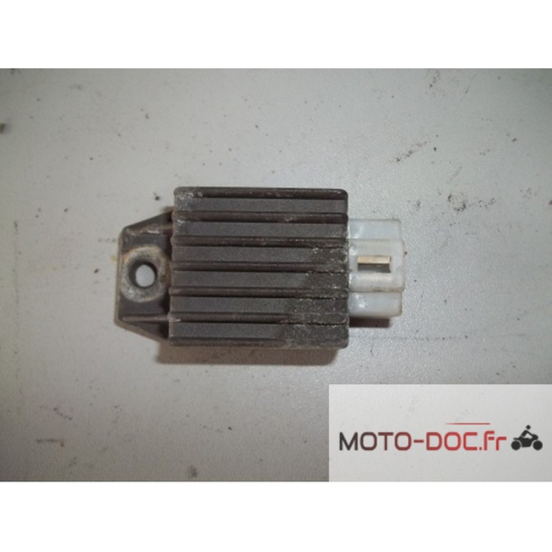Régulateur PEUGEOT 50 SPEEDFIGHT III