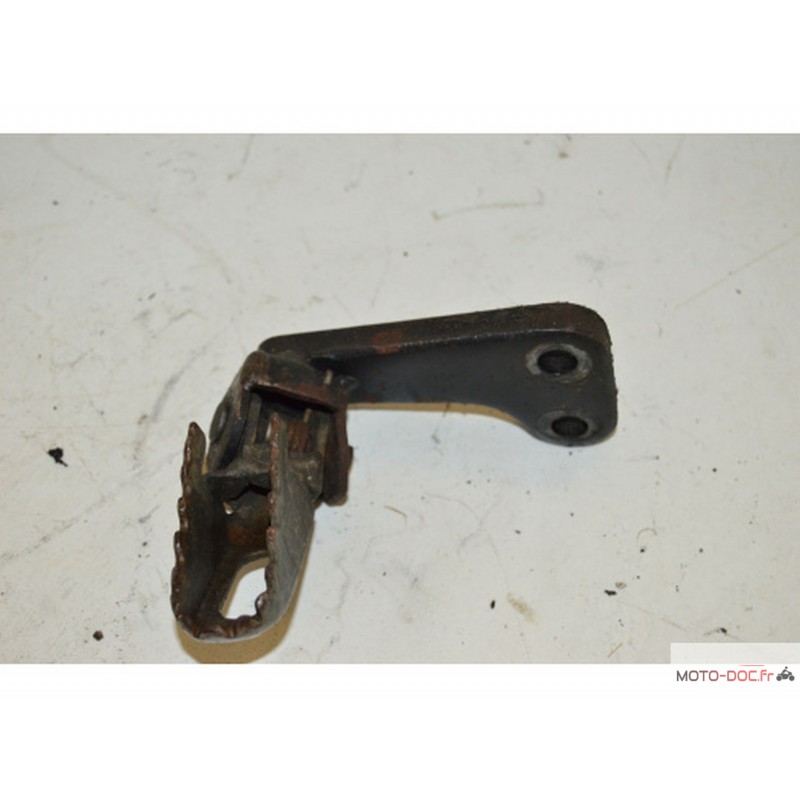 PLATINE REPOSE-PIED PILOTE GAUCHE YAMAHA 600 XTZ TENERE